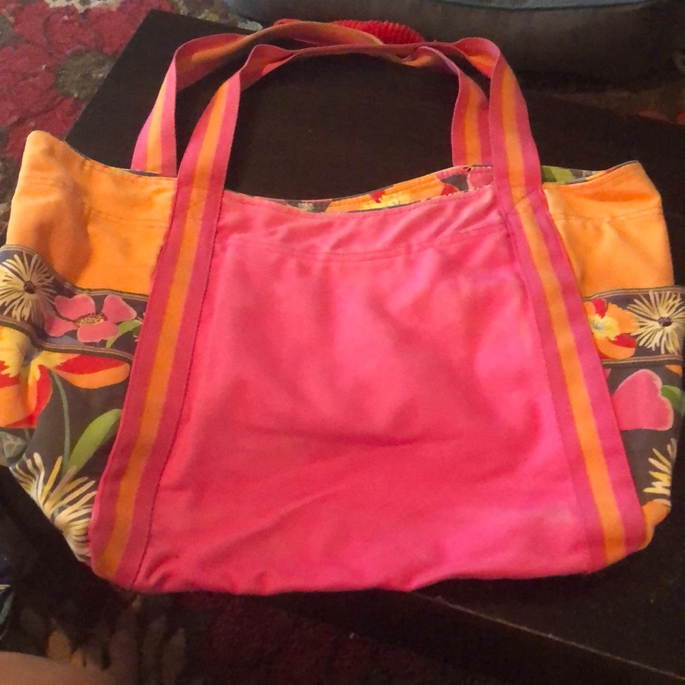 Vera Bradley in a canvas tote
